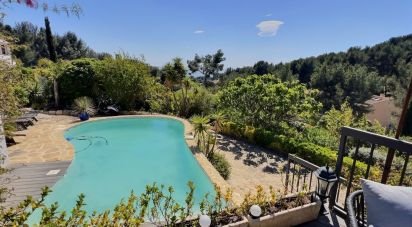 Maison 8 pièces de 179 m² à Bandol (83150)