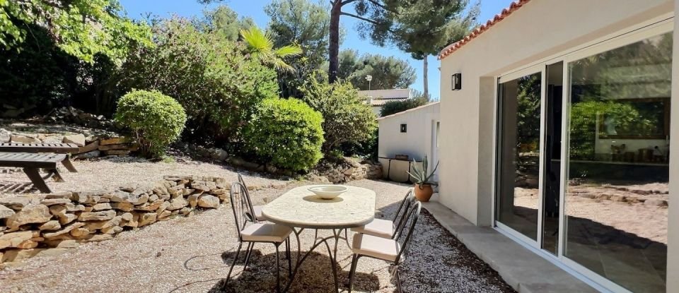 Maison 8 pièces de 179 m² à Bandol (83150)