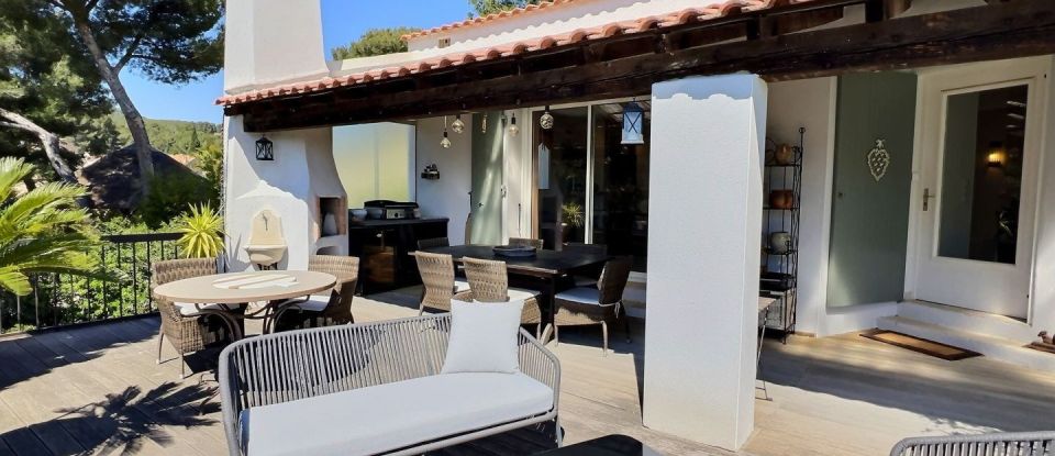 Maison 8 pièces de 179 m² à Bandol (83150)