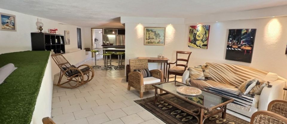 Maison 8 pièces de 179 m² à Bandol (83150)