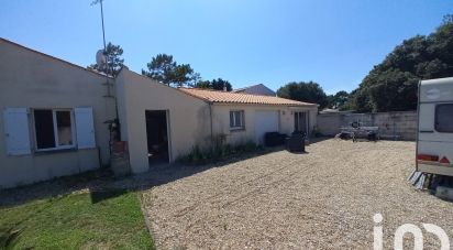 Traditional house 8 rooms of 160 m² in Saint-Georges-d'Oléron (17190)