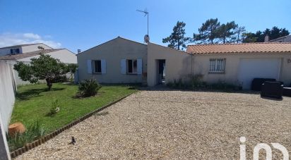 Traditional house 8 rooms of 160 m² in Saint-Georges-d'Oléron (17190)