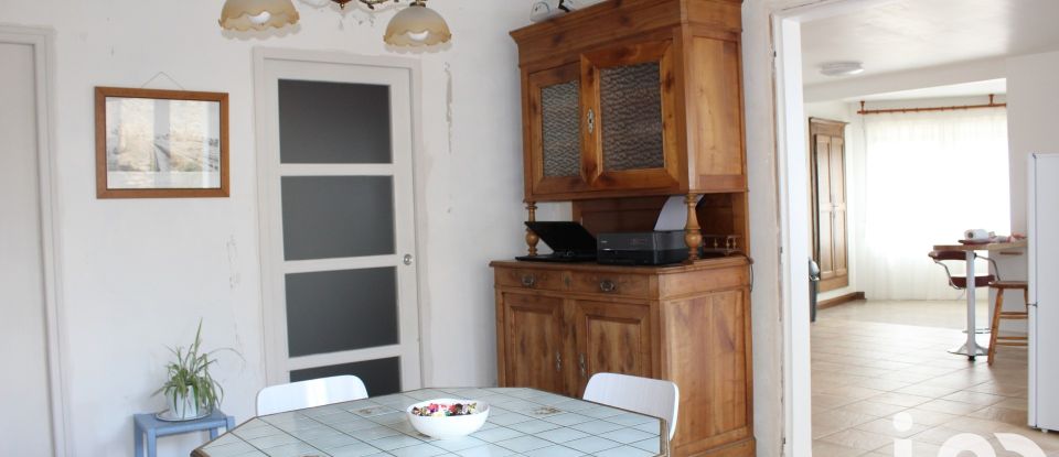 Traditional house 4 rooms of 143 m² in Chemillé-en-Anjou (49120)