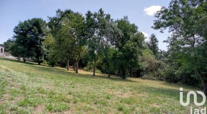 Land of 1,817 m² in Saint-Hilaire (31410)