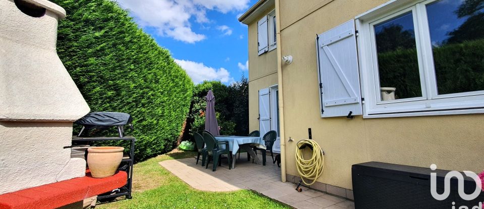 Maison 4 pièces de 90 m² à Coignières (78310)