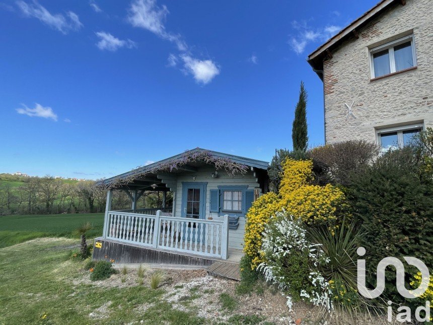 Gîte 18 pièces de 385 m² à Albi (81000)