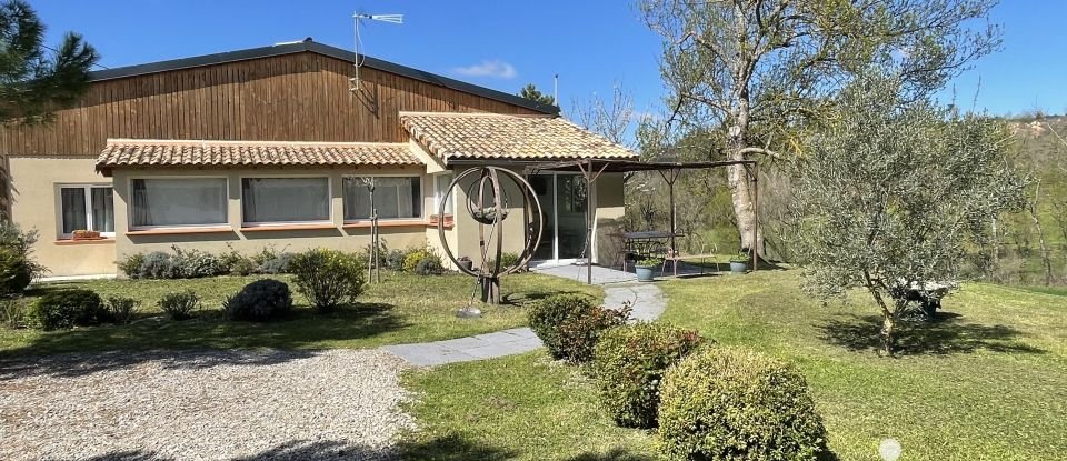 Gîte 18 pièces de 385 m² à Albi (81000)