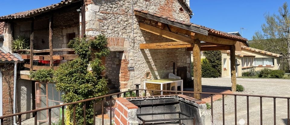 Gîte 18 pièces de 385 m² à Albi (81000)