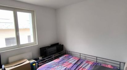 Maison 8 pièces de 222 m² à Saint-Chély-d'Apcher (48200)