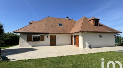 House 9 rooms of 247 m² in Lagor (64150)