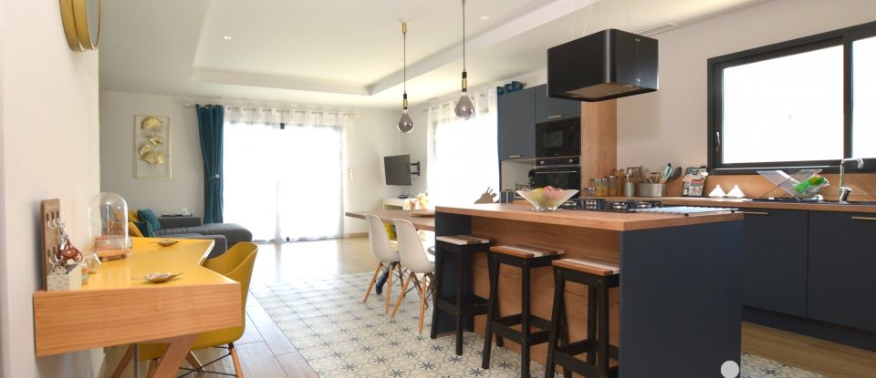 Maison 6 pièces de 130 m² à Saint-Nazaire-d'Aude (11120)