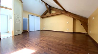 Town house 3 rooms of 61 m² in Loches (37600)