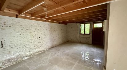 Maison 10 pièces de 352 m² à Chevanceaux (17210)