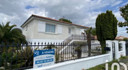 Maison 6 pièces de 145 m² à Sainte-Soulle (17220)