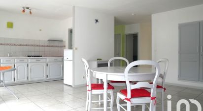 House 4 rooms of 64 m² in Port-des-Barques (17730)