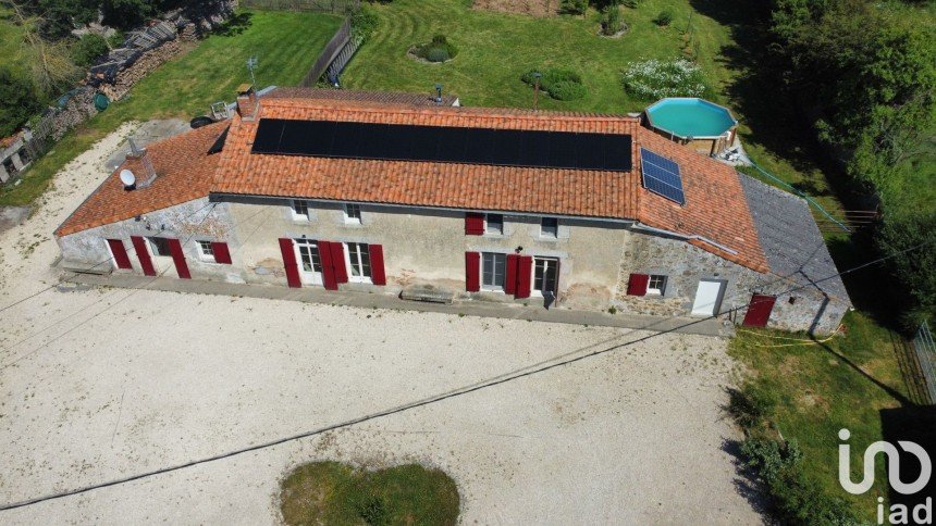 Longere 5 rooms of 208 m² in Châtillon-sur-Thouet (79200)