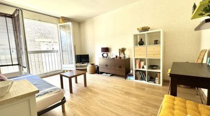 Studio 1 room of 25 m² in Issy-les-Moulineaux (92130)