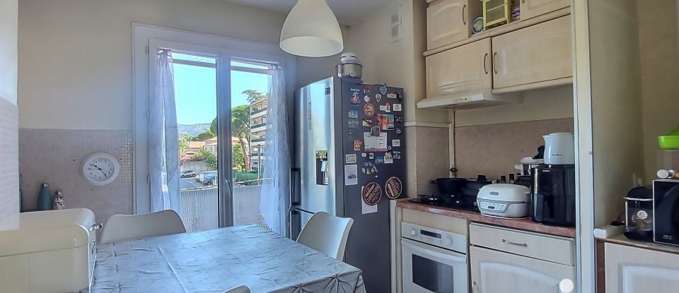 Appartement 3 pièces de 67 m² à Toulon (83000)