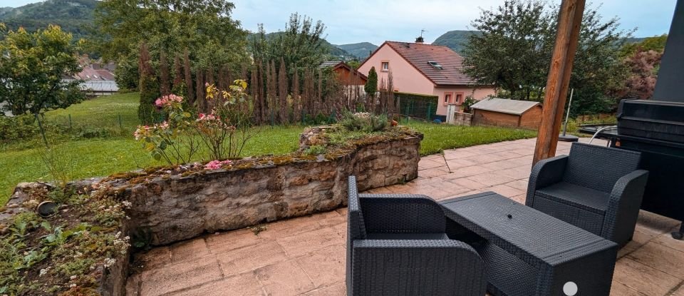 Maison traditionnelle 7 pièces de 206 m² à Ornans (25290)