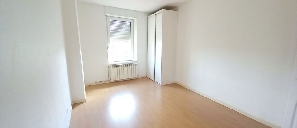 Appartement 4 pièces de 65 m² à Pont-à-Mousson (54700)