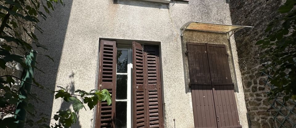 Maison 6 pièces de 176 m² à Darney (88260)