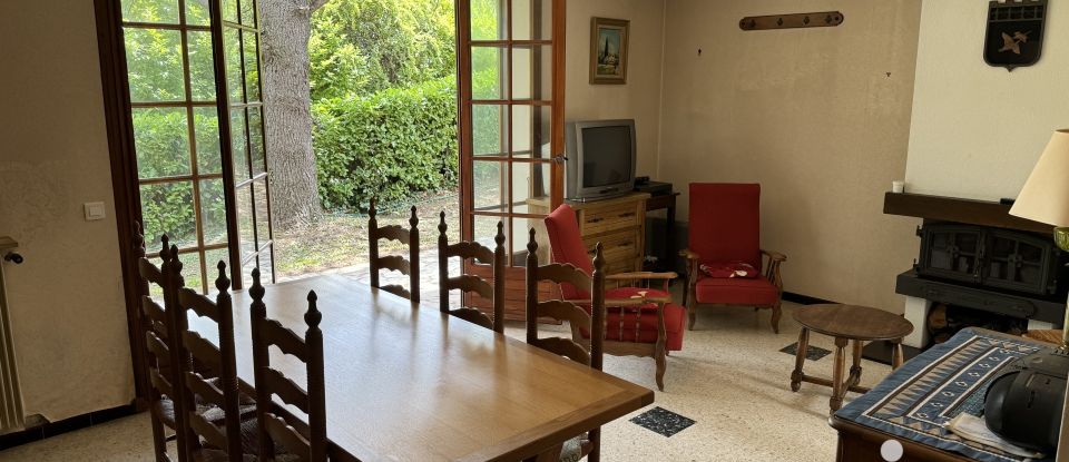 Traditional house 8 rooms of 180 m² in Manosque (04100)