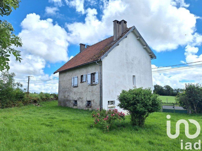 Maison 6 pièces de 110 m² à Pailherols (15800)