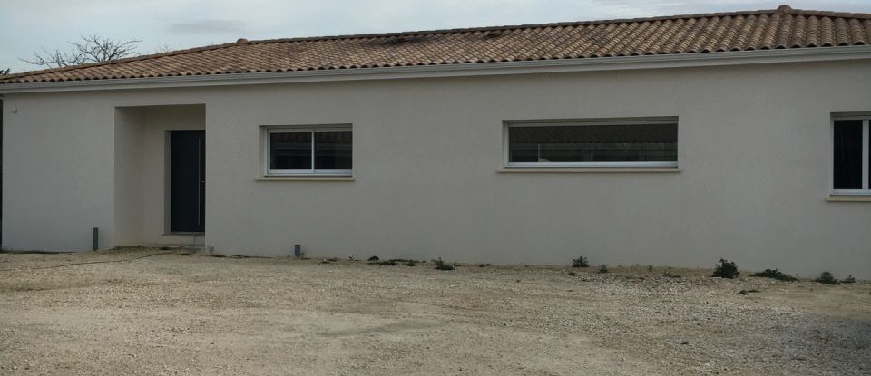 Pavillon 5 pièces de 166 m² à Annepont (17350)