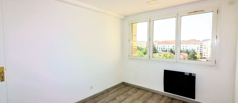 Appartement 4 pièces de 69 m² à Villeurbanne (69100)