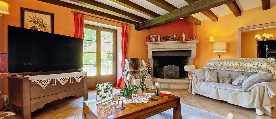 Country house 7 rooms of 250 m² in Lignières-sur-Aire (55260)