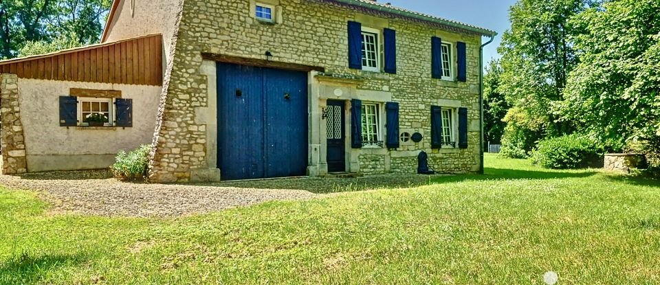 Country house 7 rooms of 250 m² in Lignières-sur-Aire (55260)