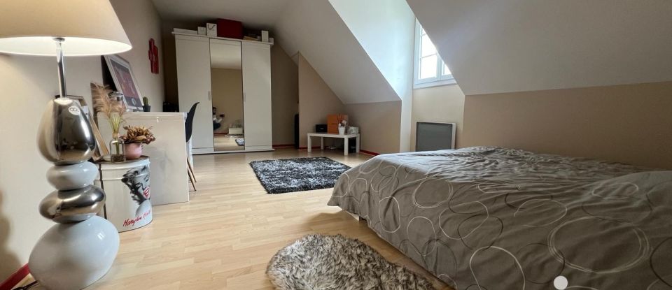 Maison 8 pièces de 209 m² à Bourron-Marlotte (77780)