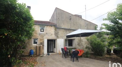 House 5 rooms of 100 m² in Plassay (17250)
