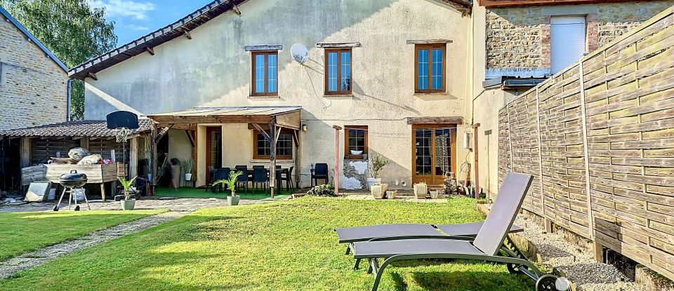 Village house 9 rooms of 250 m² in Ham-les-Moines (08090)