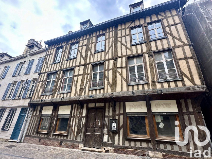 Building in Troyes (10000) of 354 m²