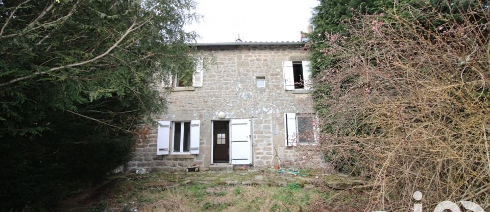 Maison de village 4 pièces de 95 m² à Soubrebost (23250)