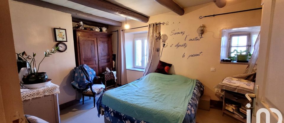 Maison de campagne 5 pièces de 96 m² à Jullianges (43500)