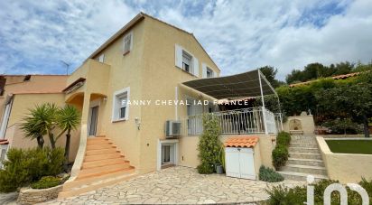 Maison 8 pièces de 166 m² à Sanary-sur-Mer (83110)