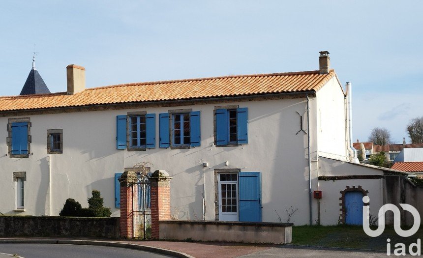 Maison 6 pièces de 152 m² à Venansault (85190)