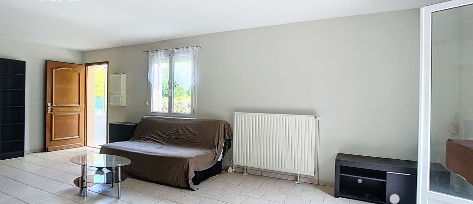 Maison 4 pièces de 95 m² à Boissy-le-Châtel (77169)