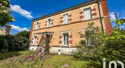 Mansion 7 rooms of 232 m² in Viglain (45600)