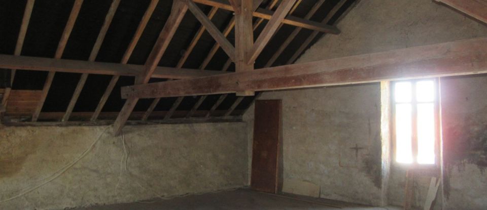 Immeuble de 180 m² à Moncoutant (79320)