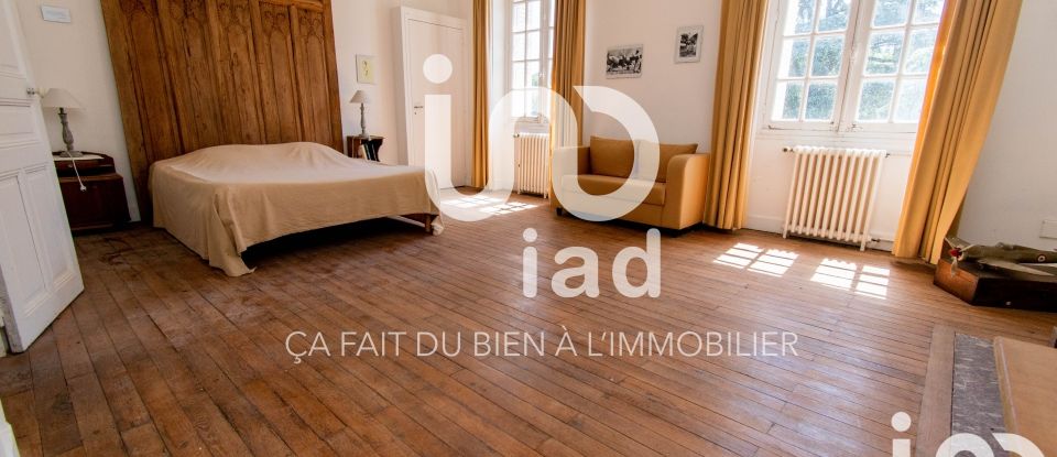 Castle 19 rooms of 780 m² in Landes-le-Gaulois (41190)