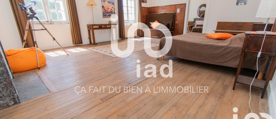 Castle 19 rooms of 780 m² in Landes-le-Gaulois (41190)