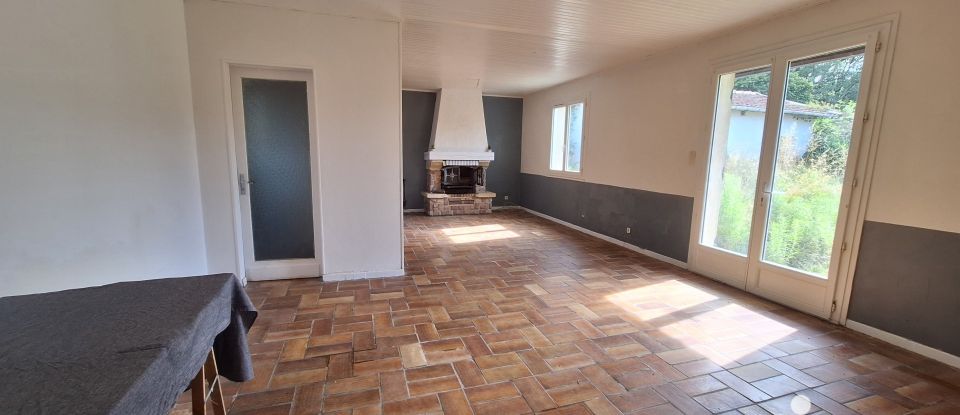 Maison 4 pièces de 103 m² à Ménesplet (24700)