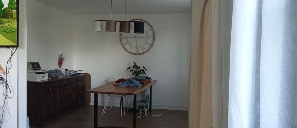 Appartement 4 pièces de 73 m² à Aix-les-Bains (73100)