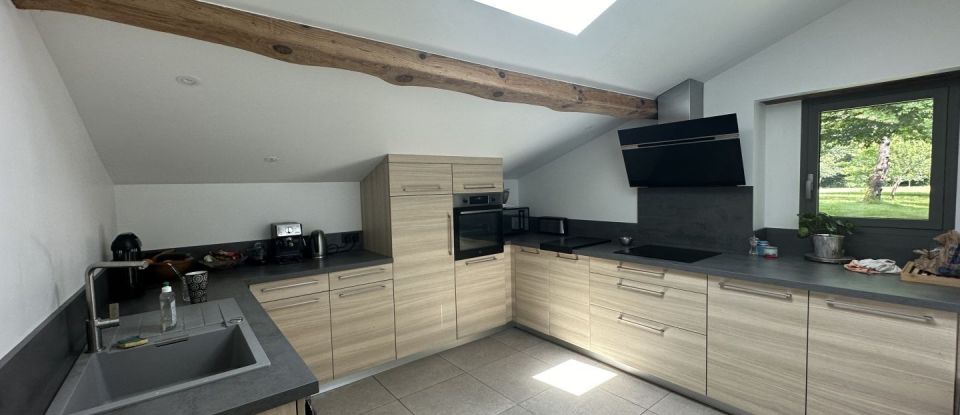 Maison 4 pièces de 100 m² à Rivière-Saas-et-Gourby (40180)