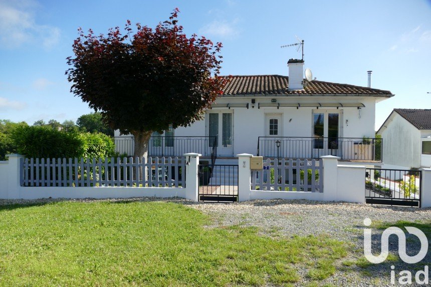 Maison de ville 10 pièces de 170 m² à Ruffec (16700)