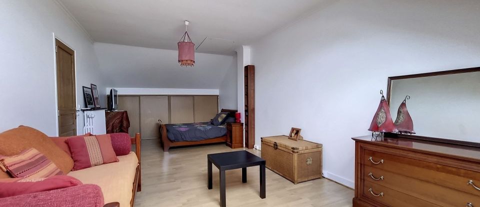 Maison 7 pièces de 197 m² à Athis-Mons (91200)