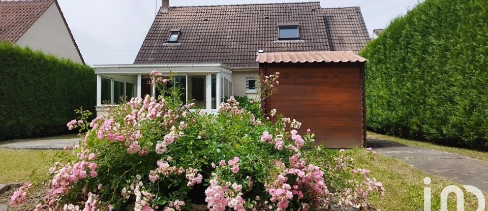 Maison traditionnelle 5 pièces de 124 m² à Prunay-sur-Essonne (91720)